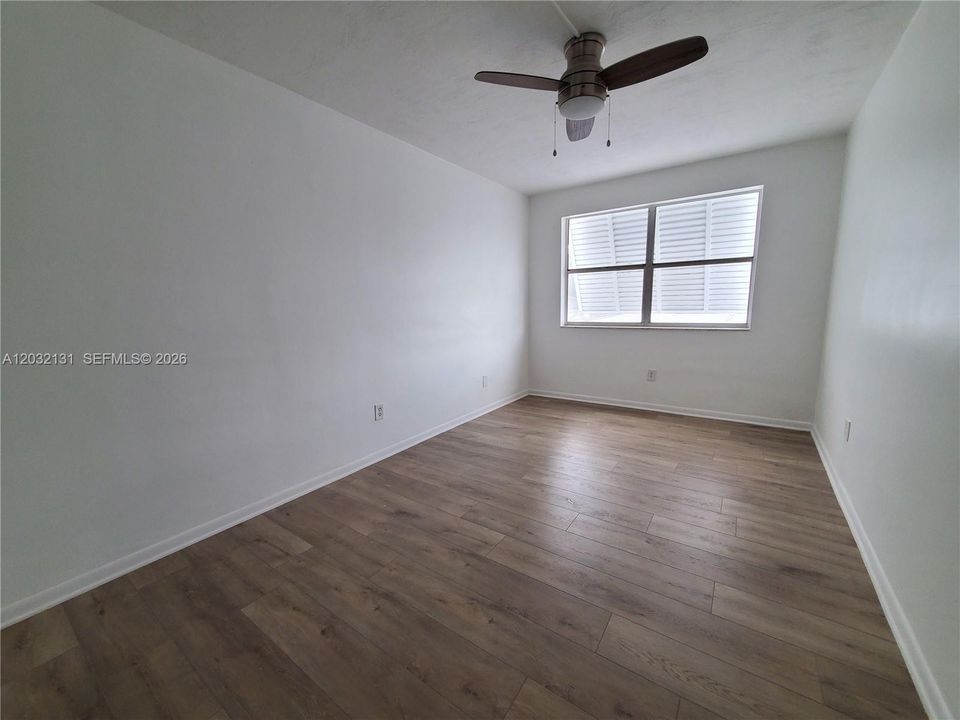 For Rent: $3,295 (3 beds, 2 baths, 1630 Square Feet)