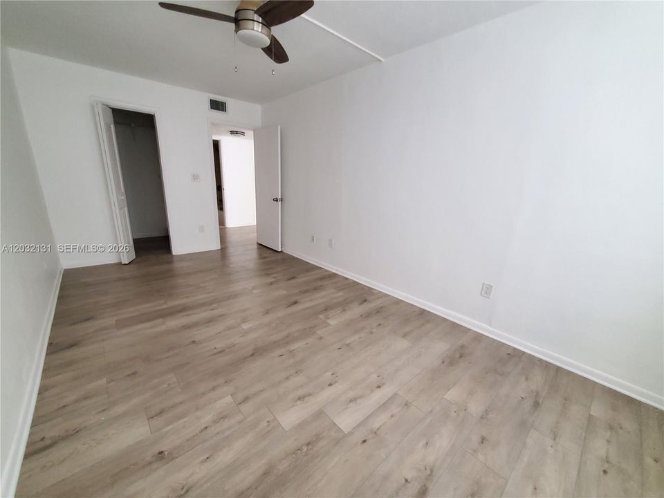 For Rent: $3,295 (3 beds, 2 baths, 1630 Square Feet)