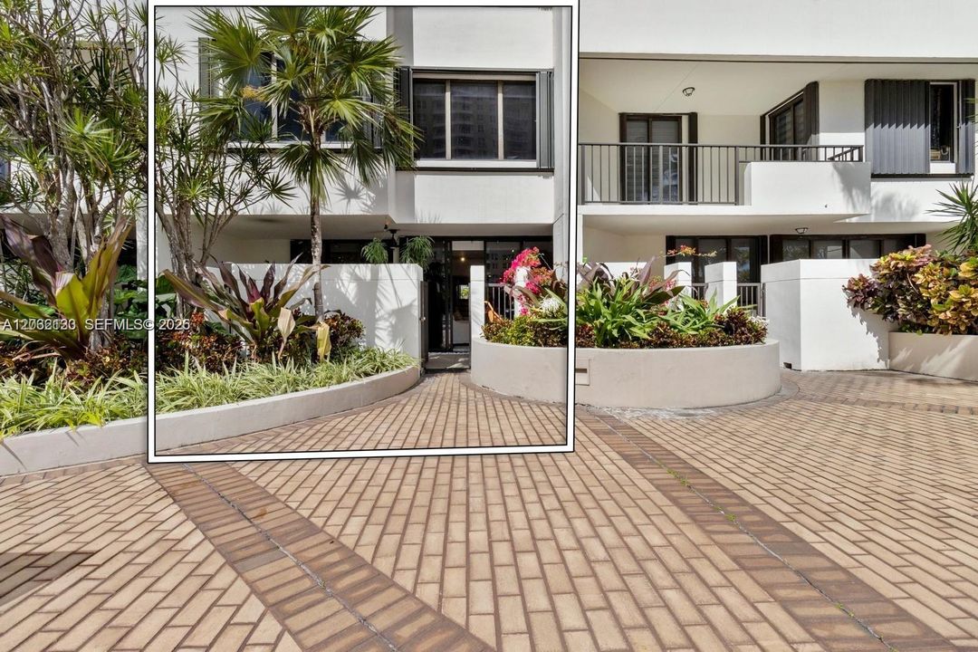 For Sale: $1,100,000 (2 beds, 2 baths, 1747 Square Feet)