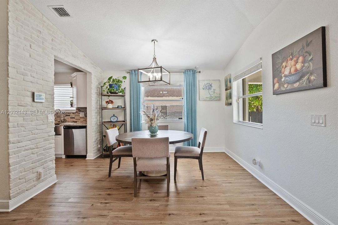 For Rent: $3,500 (3 beds, 2 baths, 1341 Square Feet)