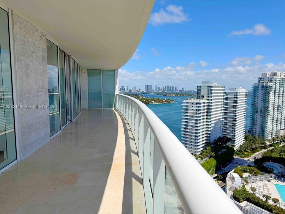 For Rent: $12,000 (2 beds, 2 baths, 1370 Square Feet)