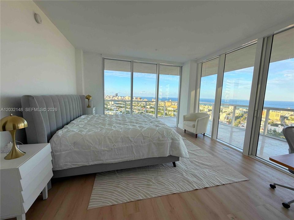 For Rent: $12,000 (2 beds, 2 baths, 1370 Square Feet)