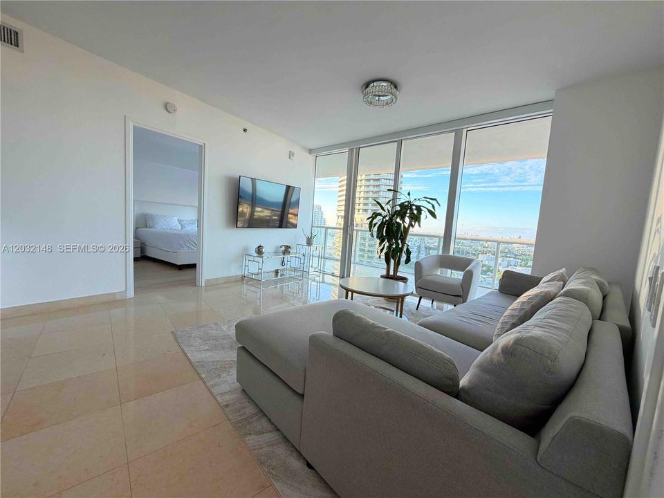 For Rent: $12,000 (2 beds, 2 baths, 1370 Square Feet)