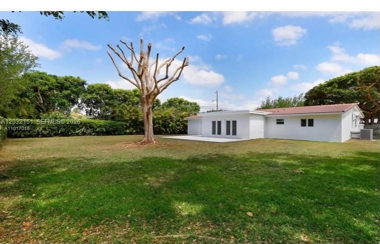 For Rent: $4,700 (3 beds, 2 baths, 1508 Square Feet)