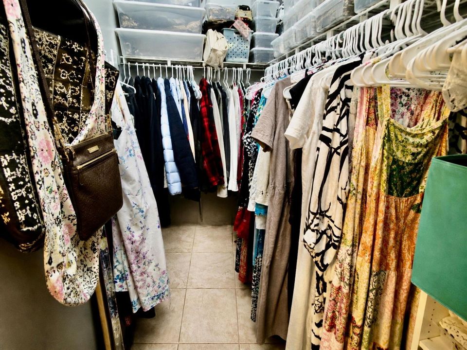 PRIMARY WALK IN CLOSET