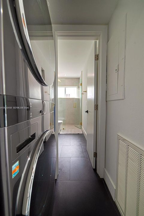 В аренду: $4,800 (5 спален, 4 ванн, 1653 Квадратных фут)