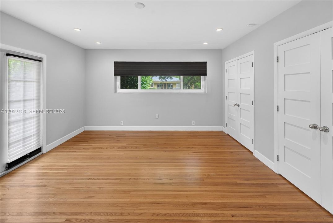 For Rent: $4,750 (2 beds, 2 baths, 1706 Square Feet)