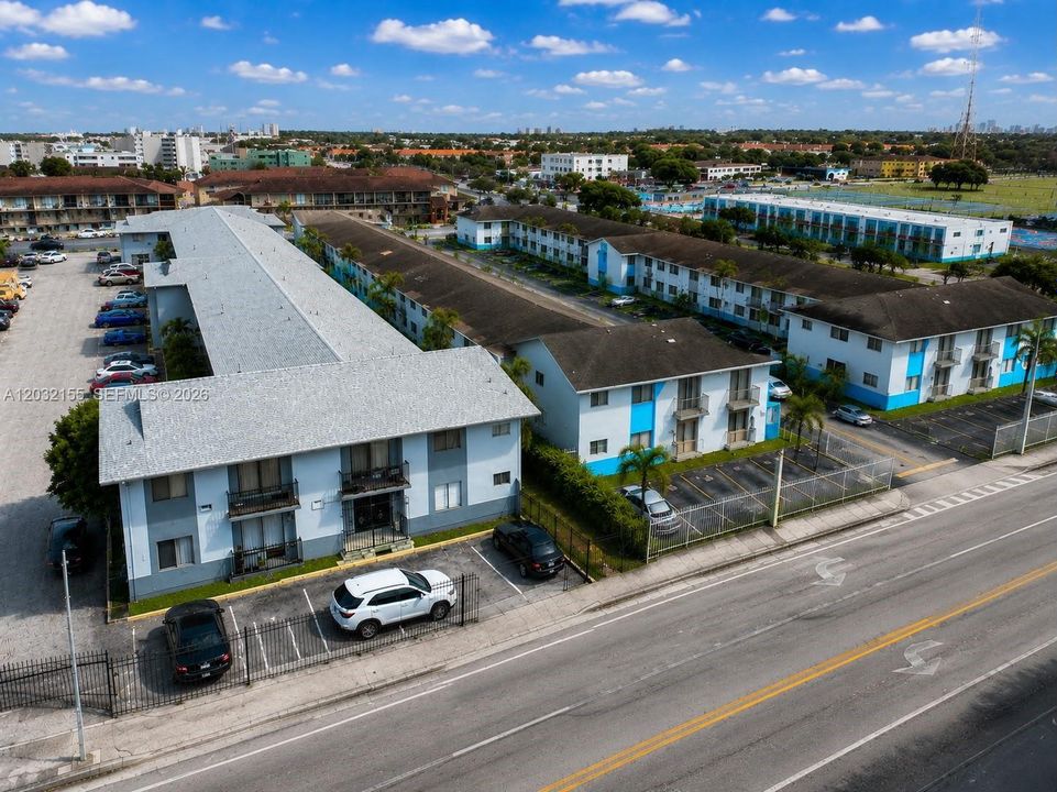 For Sale: $315,000 (3 beds, 2 baths, 1020 Square Feet)