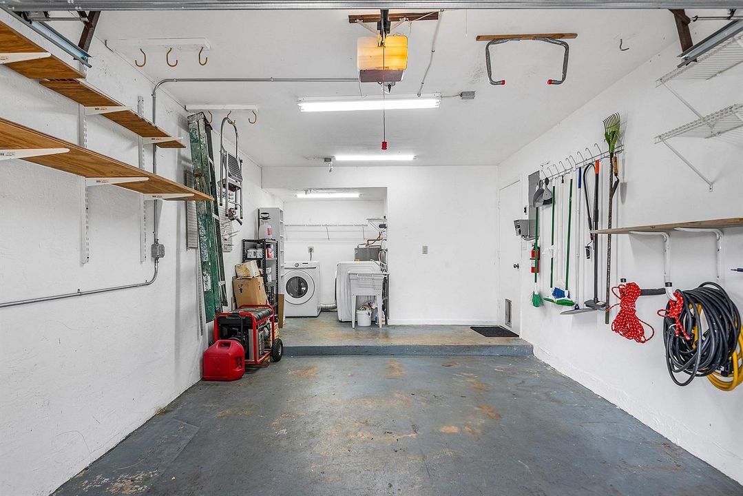 ONE CAR GARAGE