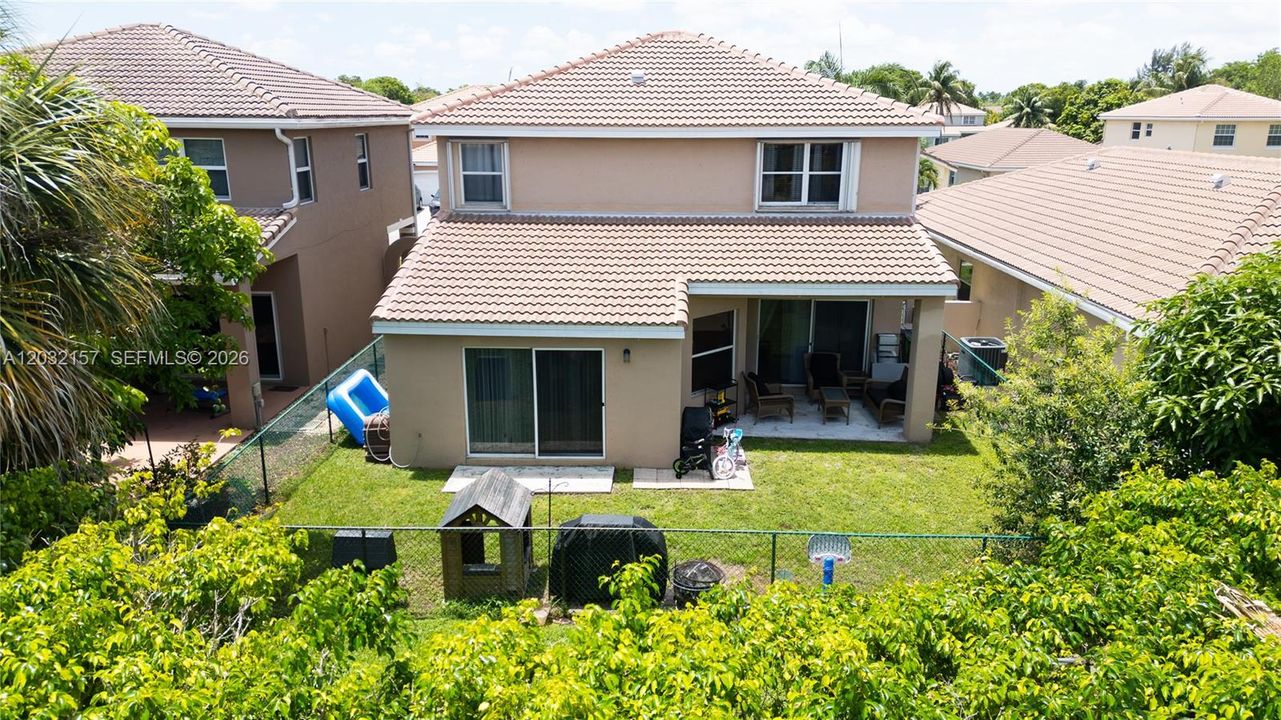 For Sale: $635,000 (4 beds, 2 baths, 2244 Square Feet)