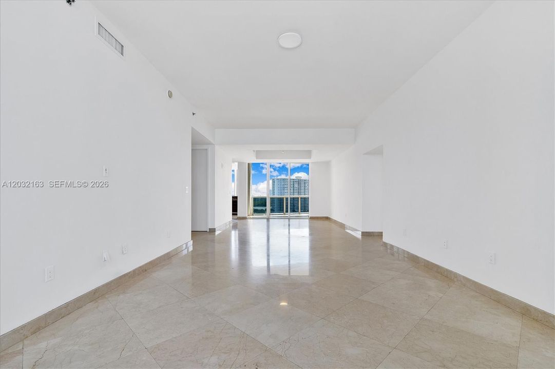 For Sale: $1,985,000 (3 beds, 3 baths, 2327 Square Feet)
