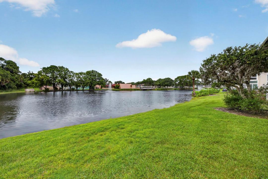 1 Lake Vista Trail #207-021