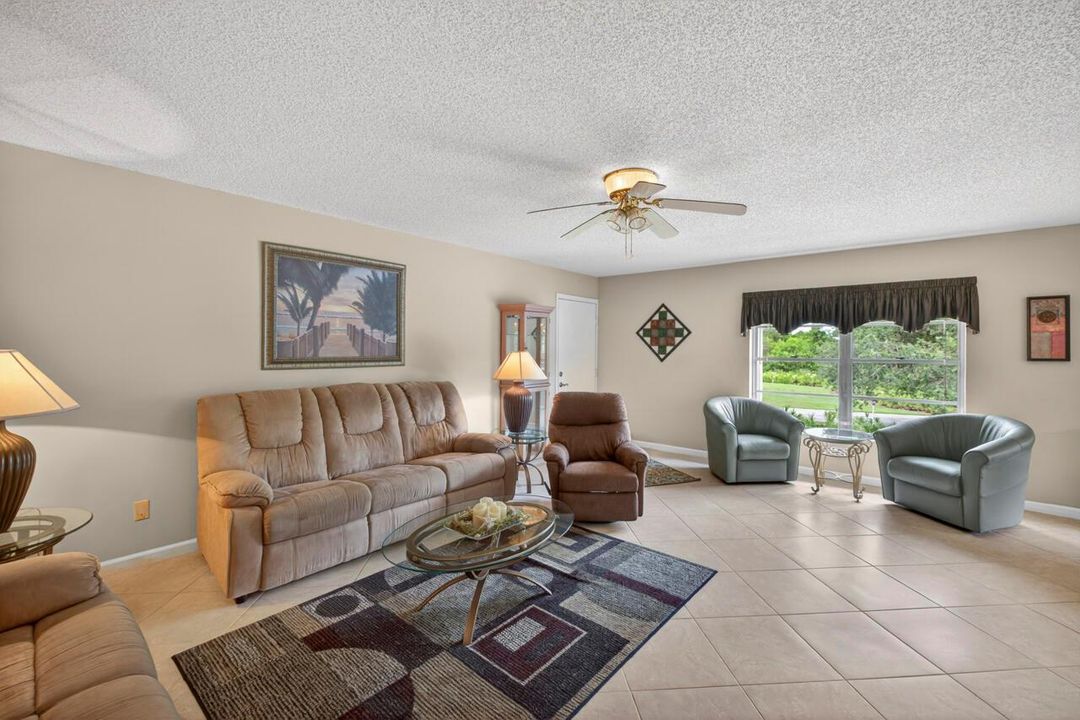 1 Lake Vista Trail #207-009