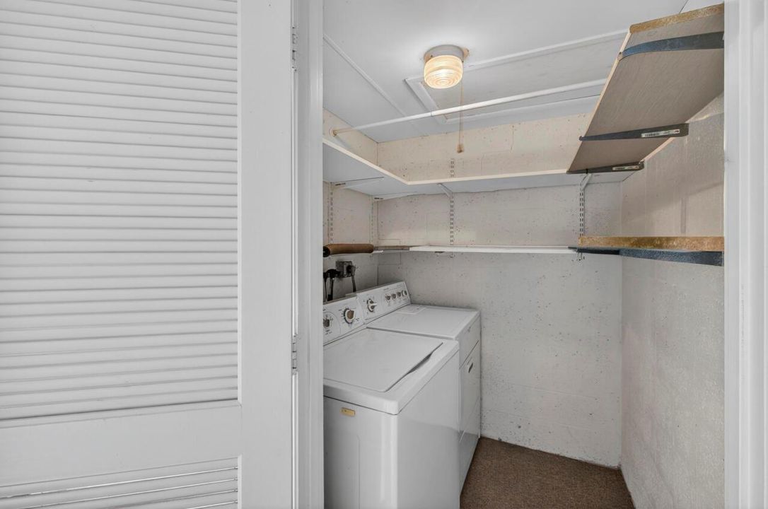 1 Lake Vista Trail #207-018