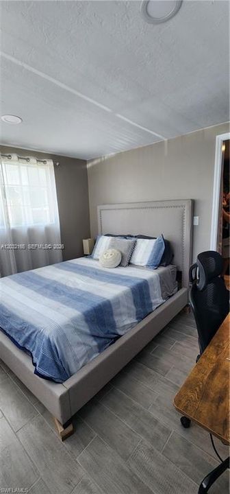 На продажу: $330,000 (2 спален, 1 ванн, 0 Квадратных фут)