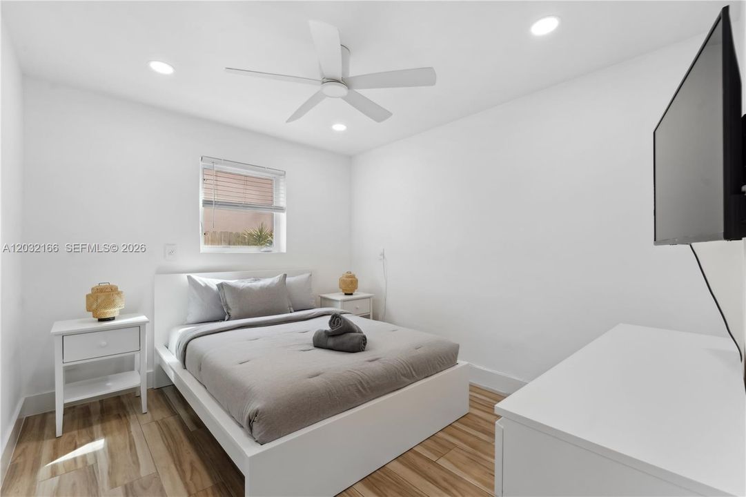 For Rent: $4,500 (4 beds, 2 baths, 1488 Square Feet)