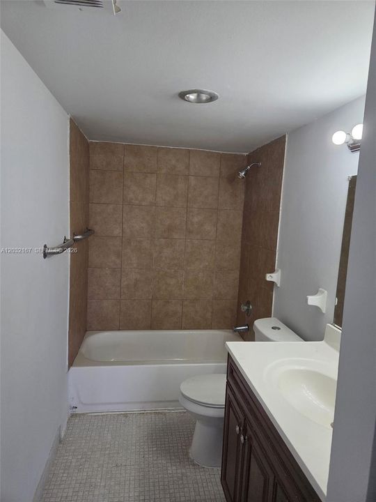 For Sale: $75,000 (1 beds, 1 baths, 783 Square Feet)