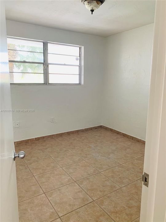 For Rent: $2,600 (2 beds, 2 baths, 1040 Square Feet)