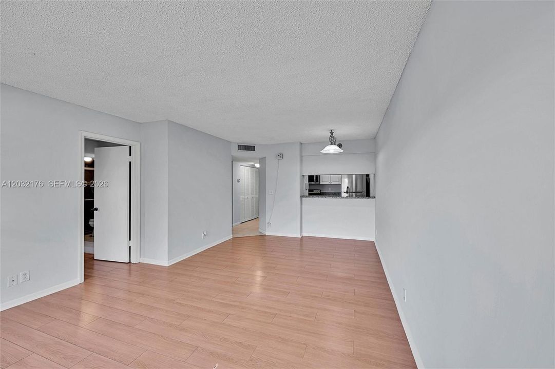 For Rent: $2,200 (2 beds, 2 baths, 768 Square Feet)