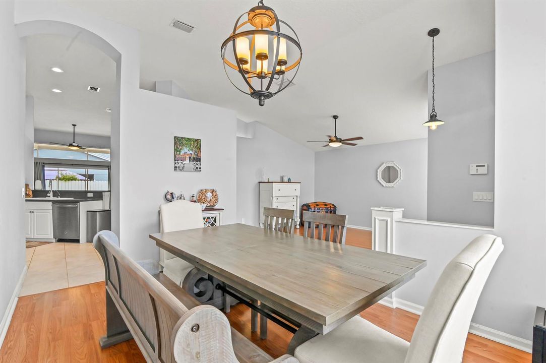 10 Dining room 02