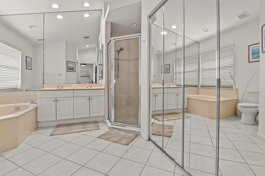 22 Bathroom 01