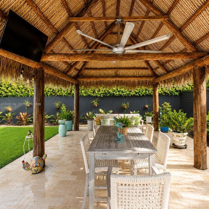 For Sale: $1,300,000 (5 beds, 3 baths, 2830 Square Feet)