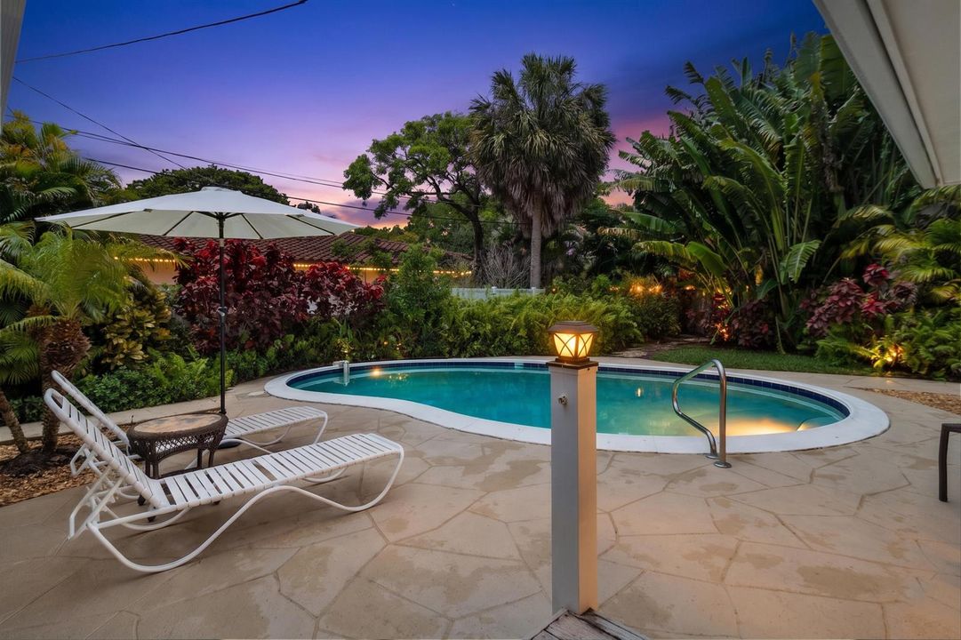 Pool Twilightv