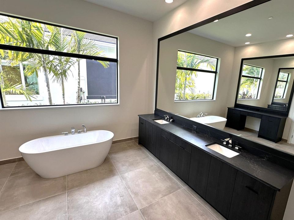 Lot 5 Master Bath