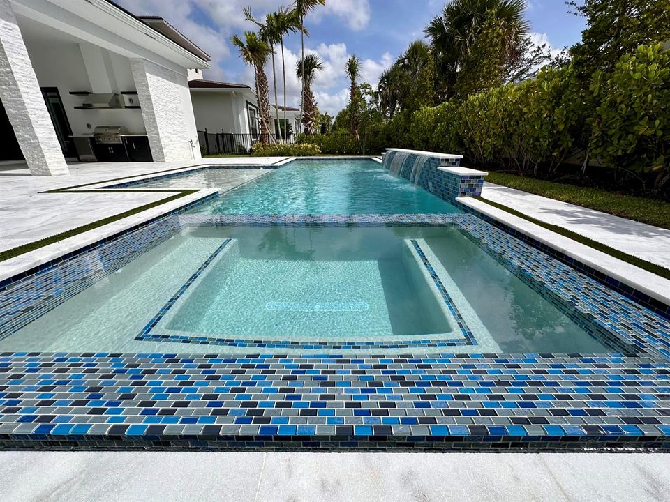 Lot 5 Pool