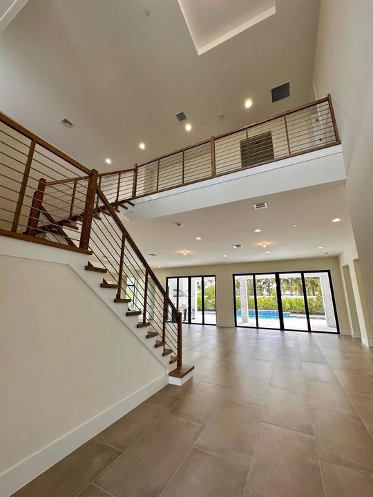 Lot 5 2-story entry