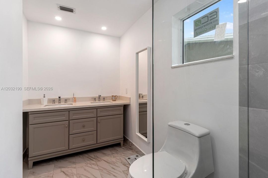 For Rent: $4,200 (2 beds, 2 baths, 2292 Square Feet)