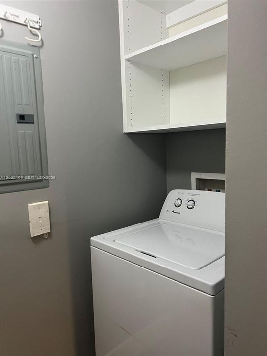 For Rent: $2,650 (3 beds, 2 baths, 1255 Square Feet)