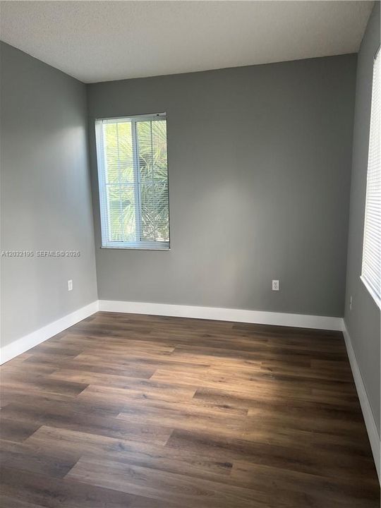 For Rent: $2,650 (3 beds, 2 baths, 1255 Square Feet)