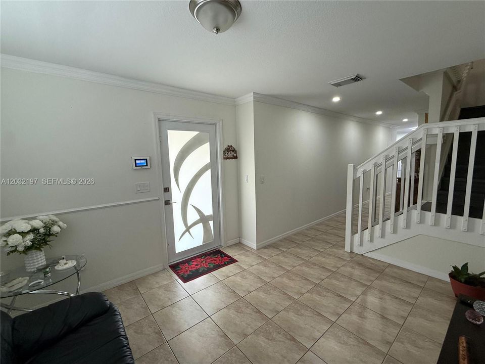 For Sale: $490,000 (3 beds, 2 baths, 1528 Square Feet)