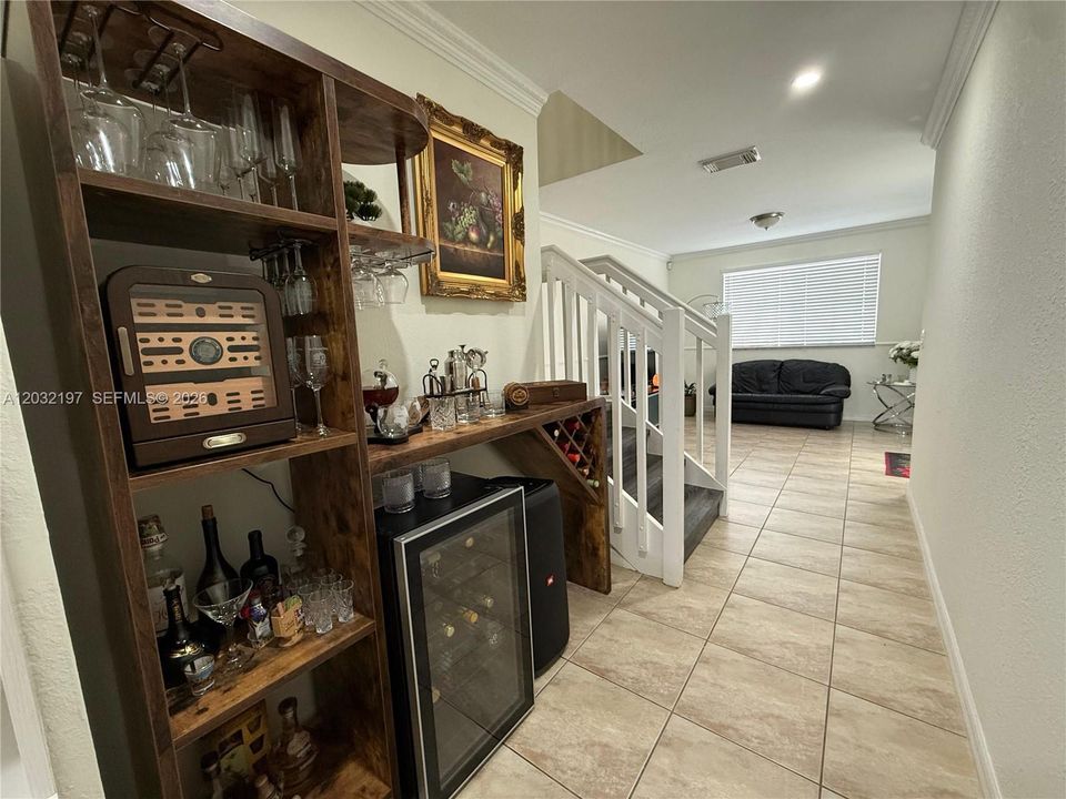 For Sale: $490,000 (3 beds, 2 baths, 1528 Square Feet)