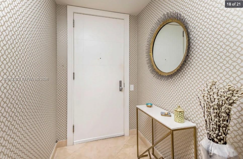 For Rent: $5,600 (2 beds, 2 baths, 1280 Square Feet)