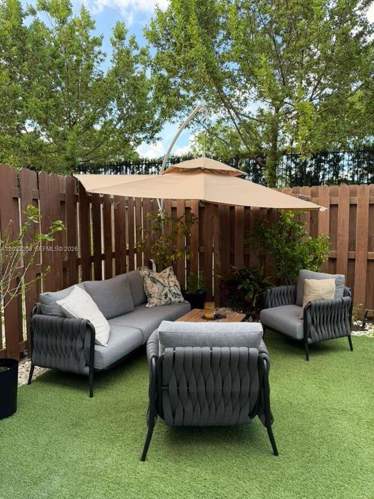 For Rent: $3,400 (3 beds, 2 baths, 1485 Square Feet)