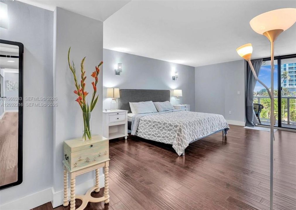 For Rent: $4,700 (2 beds, 2 baths, 1805 Square Feet)
