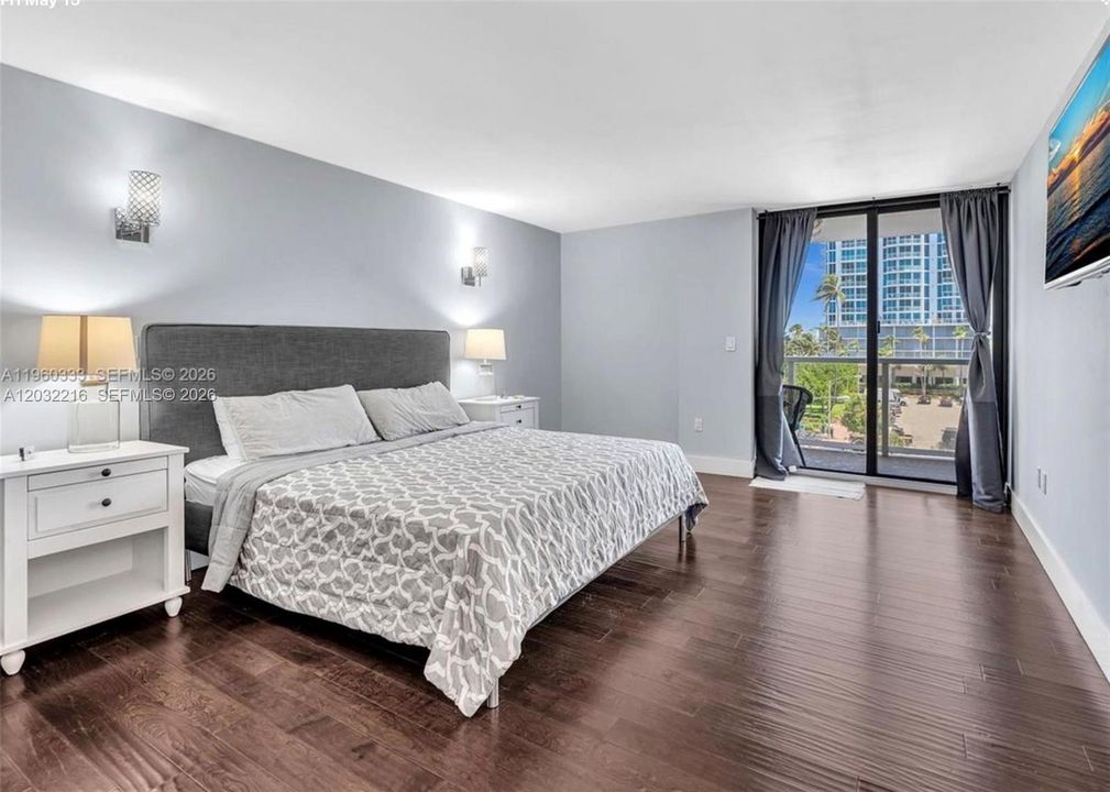 For Rent: $4,700 (2 beds, 2 baths, 1805 Square Feet)