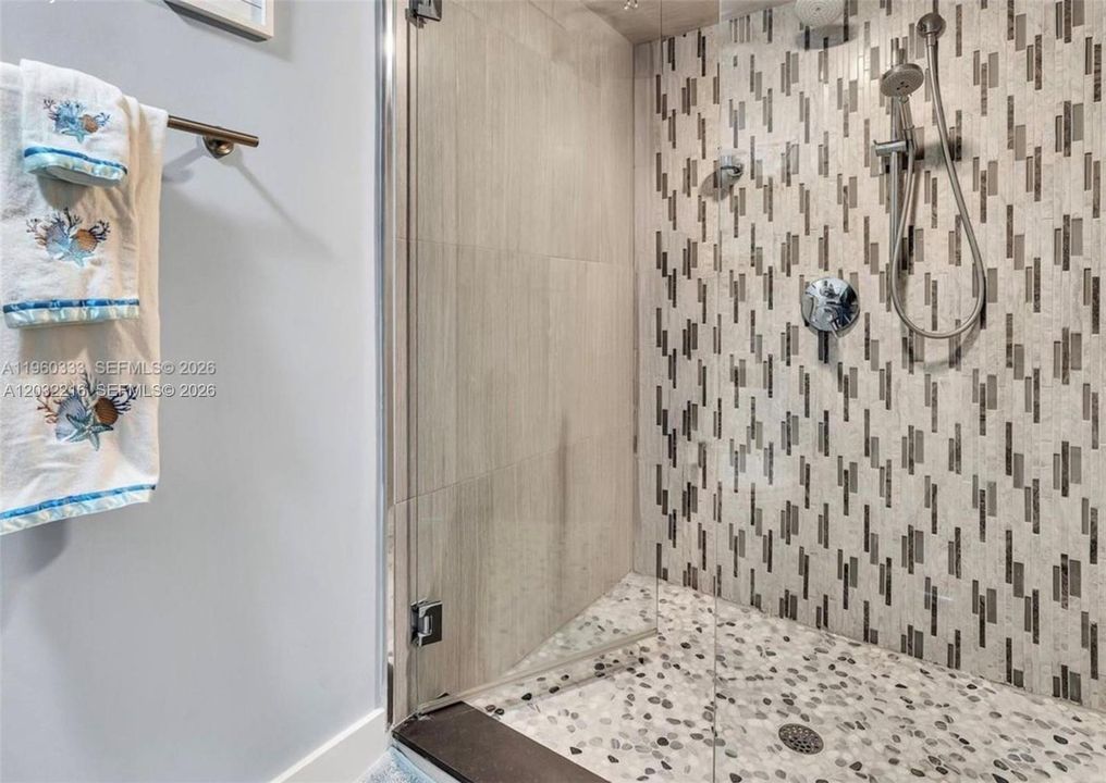 For Rent: $4,700 (2 beds, 2 baths, 1805 Square Feet)