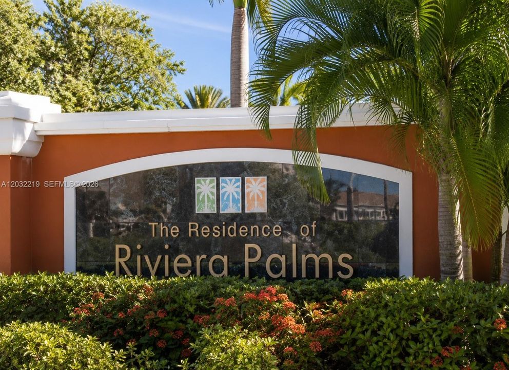 For Sale: $309,000 (3 beds, 2 baths, 1258 Square Feet)