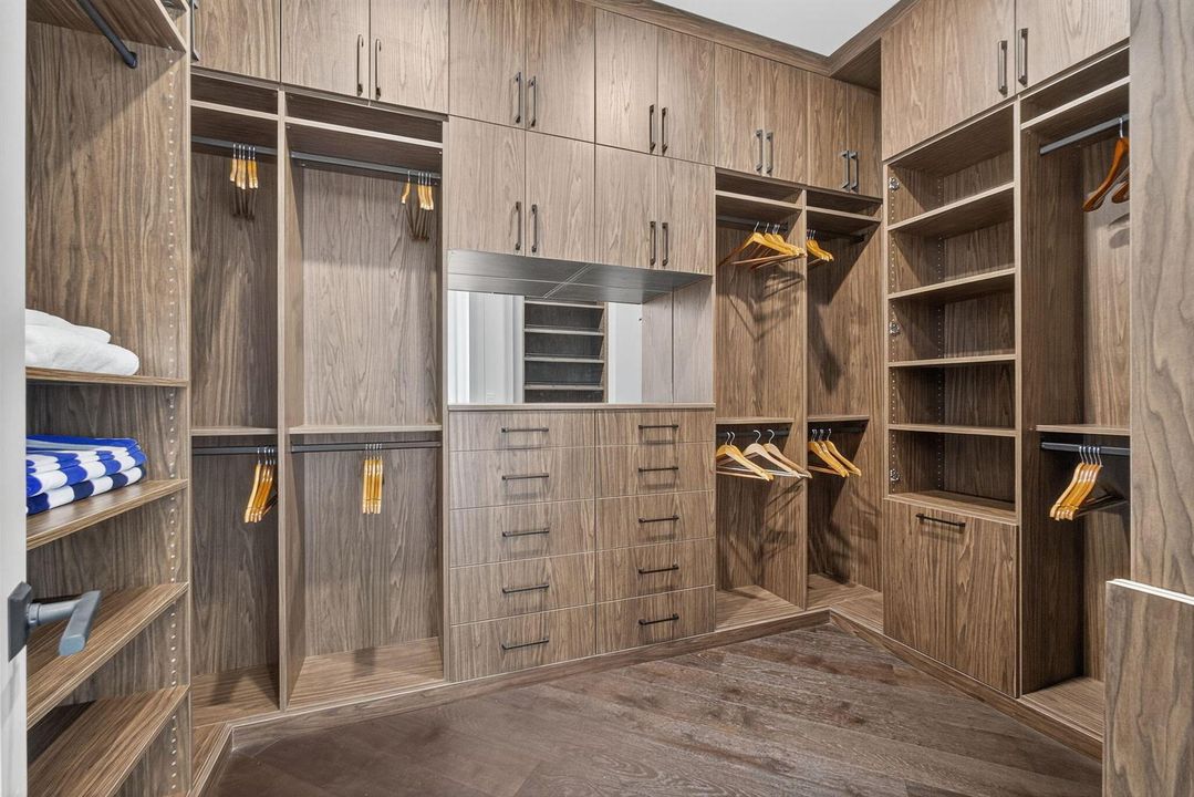 Primary Walk in closet