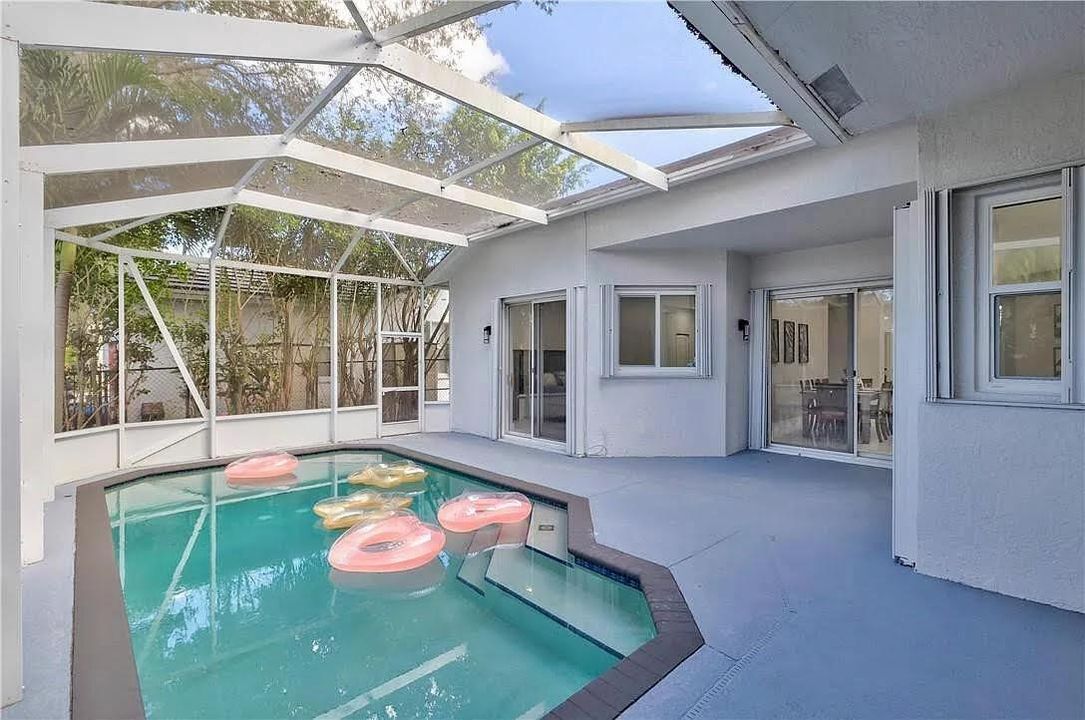 pool