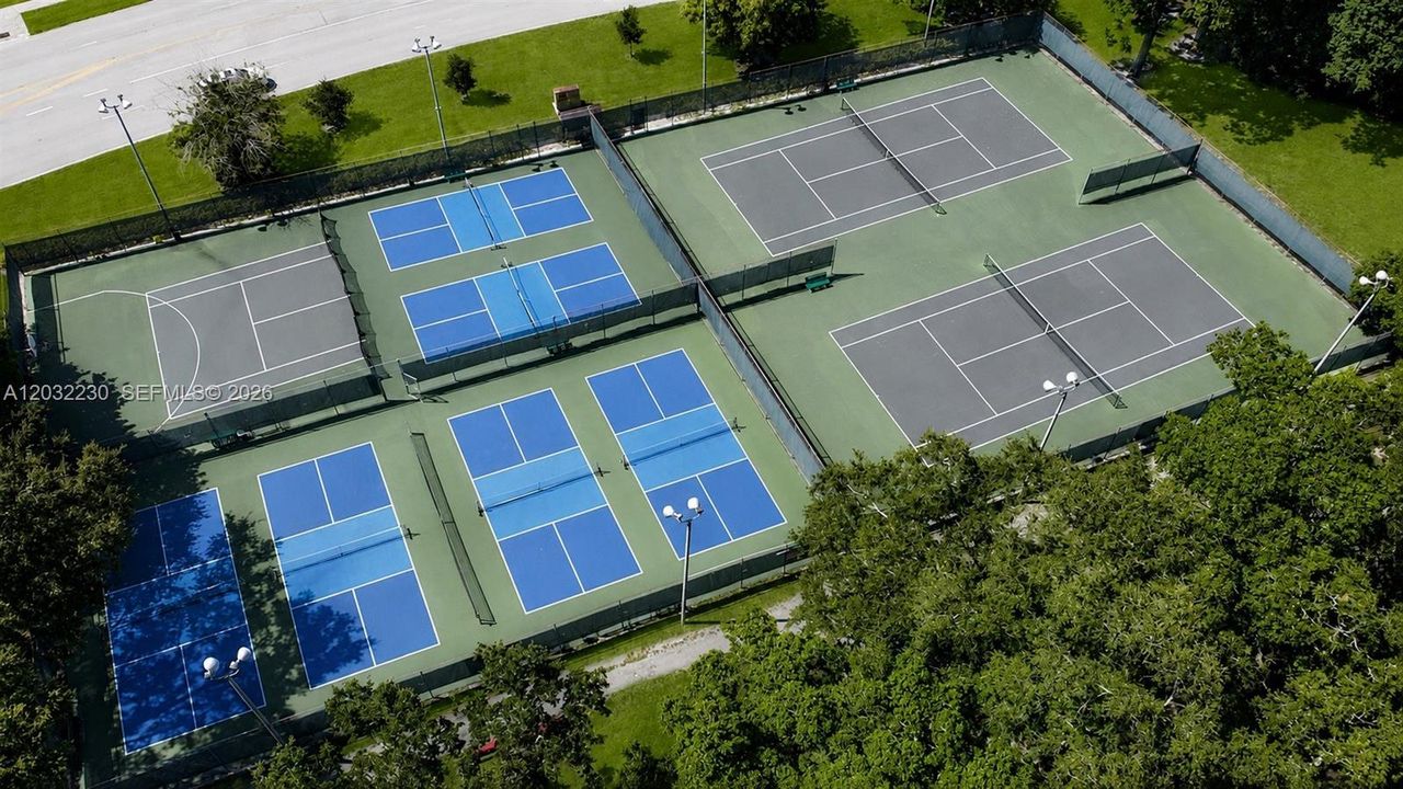 Pickleball Courts