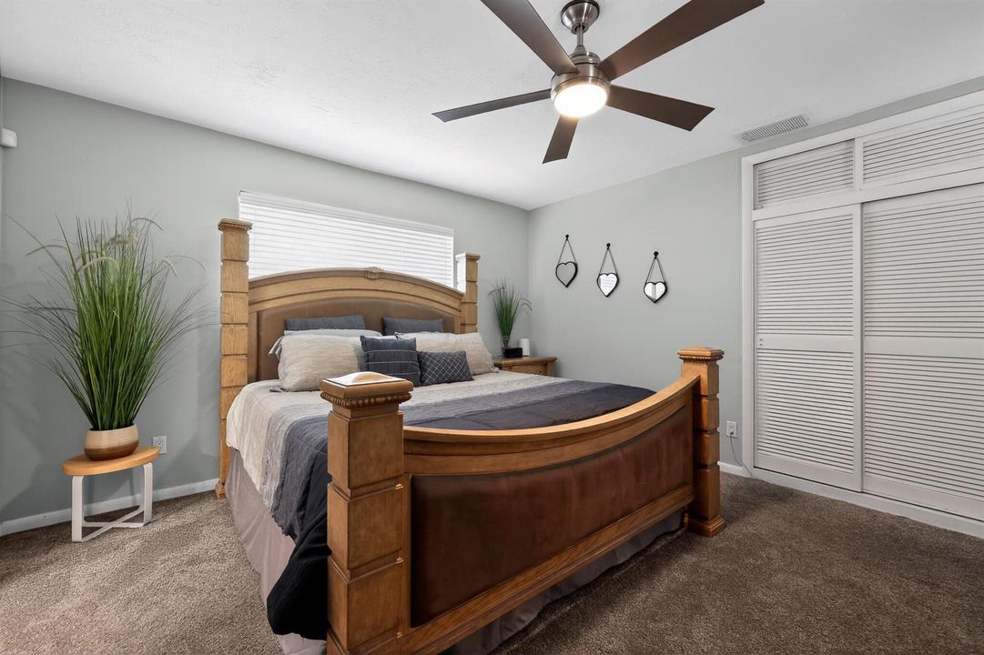 23_311_NW_93rd_Terrace-Bedroom-0025