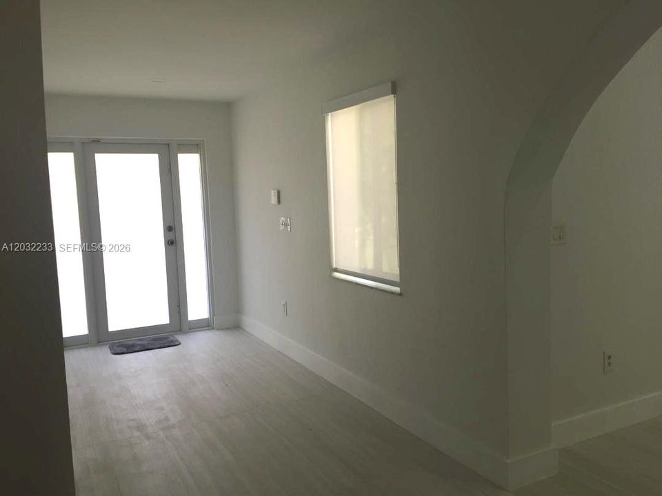 For Rent: $6,700 (4 beds, 3 baths, 2815 Square Feet)