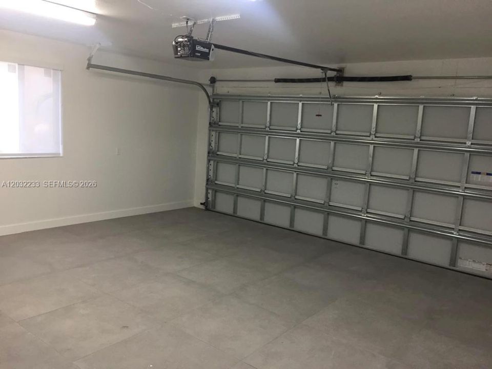 For Rent: $6,700 (4 beds, 3 baths, 2815 Square Feet)
