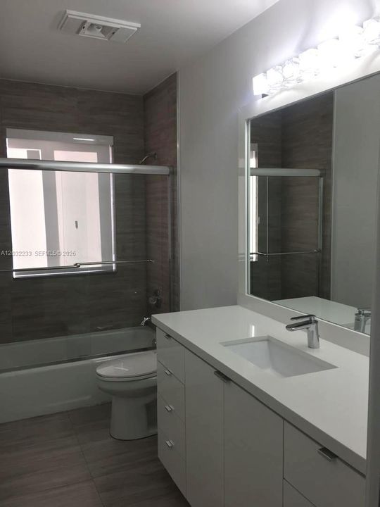 For Rent: $6,700 (4 beds, 3 baths, 2815 Square Feet)