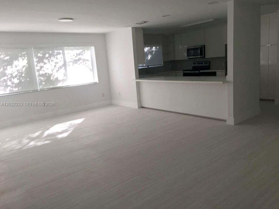 For Rent: $6,700 (4 beds, 3 baths, 2815 Square Feet)