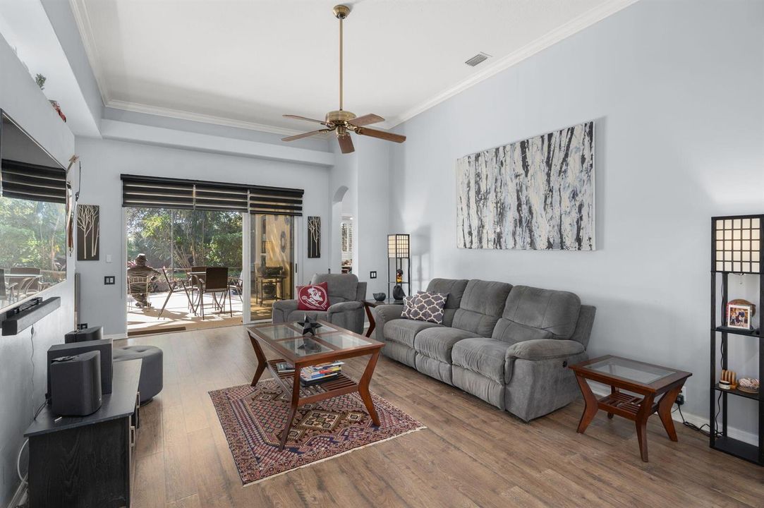 18-web-or-mls-9507 Avenel Ln - 18
